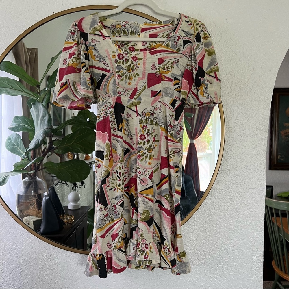 Vintage mini dress with kitschy print